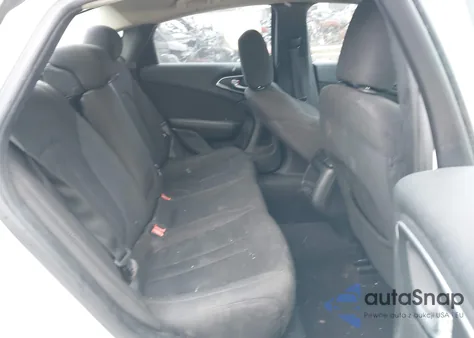 2015 Chrysler 200 Limited z USA, uszkodzony, nr VIN 1C3CCCAB1FN620975